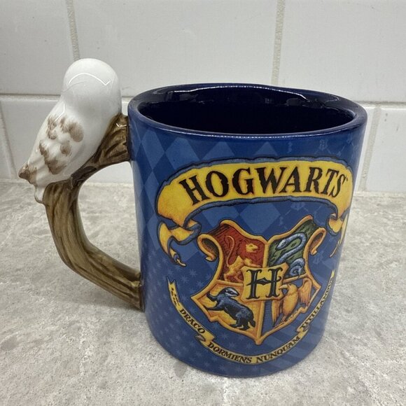 Harry Potter Hogwarts 20oz Premium Ceramic Mug: Featuring Hedwig The Owl Handle - Picture 3 of 5